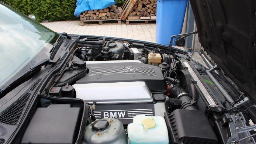 BMW Seria 5 E34 540iA  1995 - zdjęcie dodatkowe nr 34
