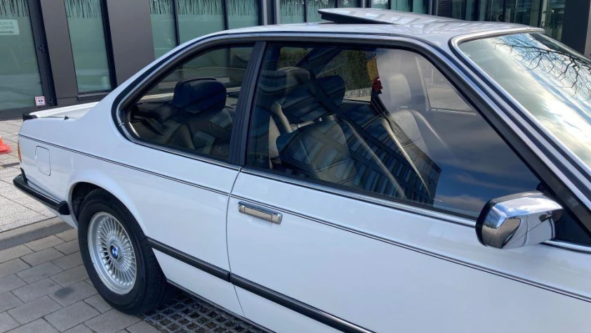 BMW Seria 6 E24 635CSi  1987 - zdjęcie dodatkowe nr 10