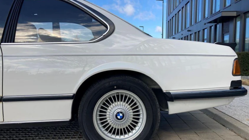 BMW Seria 6 E24 635CSi  1987 - zdjęcie dodatkowe nr 15