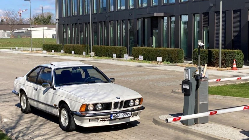 BMW Seria 6 E24 635CSi  1987 - zdjęcie dodatkowe nr 37