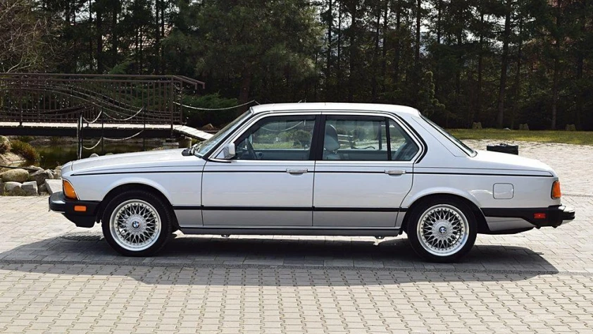 BMW Seria 7 E23 735iL 1986 - zdjęcie dodatkowe nr 8