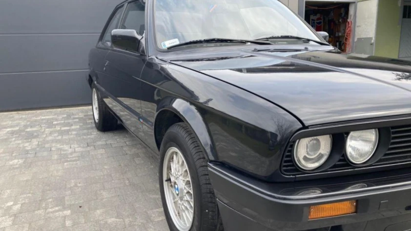 BMW Seria 3 E30 318 Coupe 1992 - zdjęcie dodatkowe nr 7