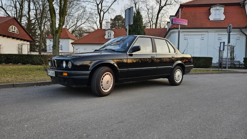 BMW Seria 3 316i 1990 - zdjęcie dodatkowe nr 5