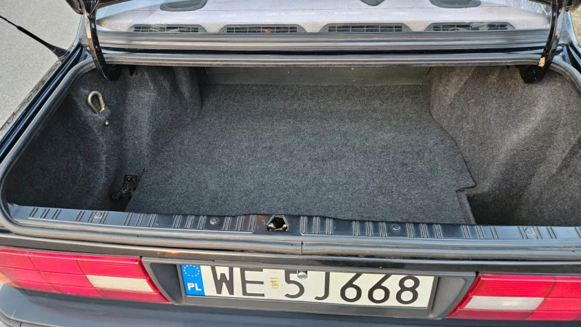 BMW Seria 3 316i 1990 - zdjęcie dodatkowe nr 6
