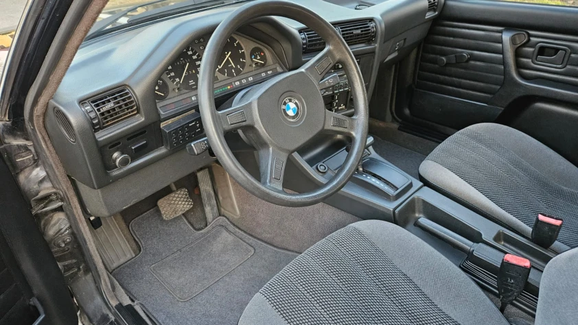 BMW Seria 3 316i 1990 - zdjęcie dodatkowe nr 8