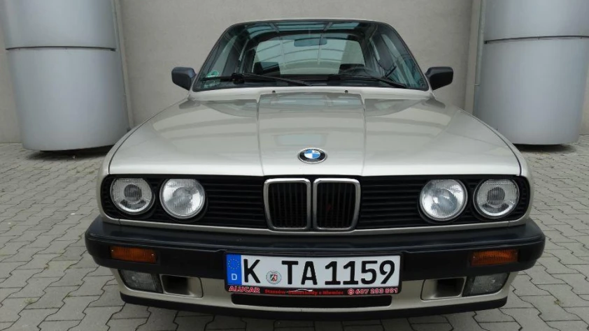 BMW Seria 3 E30 316i  1990 - zdjęcie dodatkowe nr 7