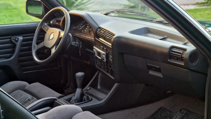 BMW Seria 3 318i 1991 - zdjęcie dodatkowe nr 12