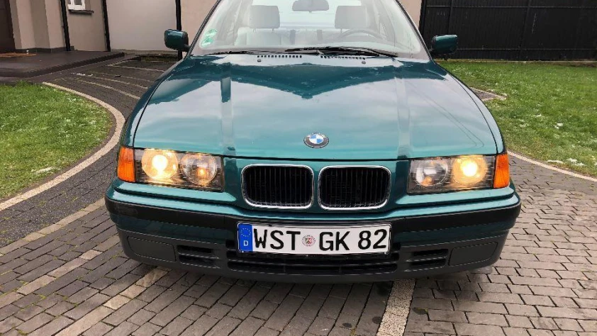 BMW Seria 3 E36 320i  1992 - zdjęcie dodatkowe nr 9