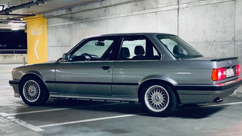 BMW Seria 3 E30 320i  1988 - zdjęcie dodatkowe nr 9