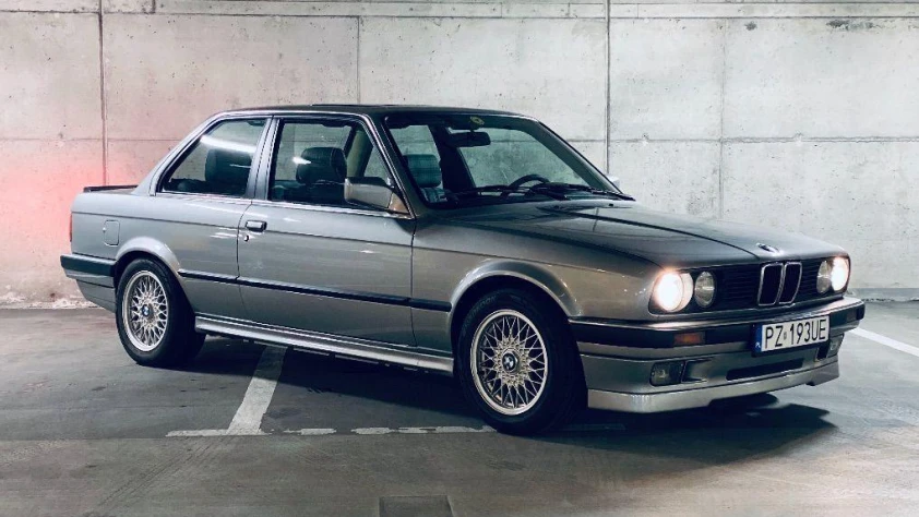 BMW Seria 3 E30 320i  1988 - zdjęcie dodatkowe nr 10