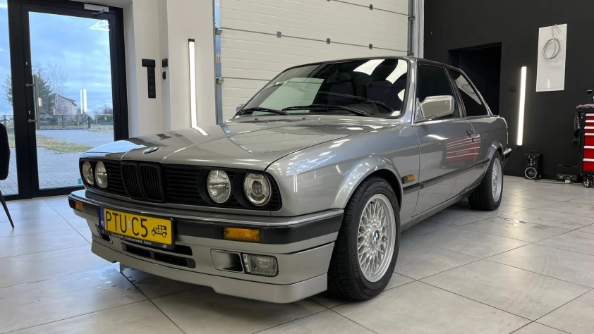 BMW Seria 3 325i 1987 - zdjęcie dodatkowe nr 9
