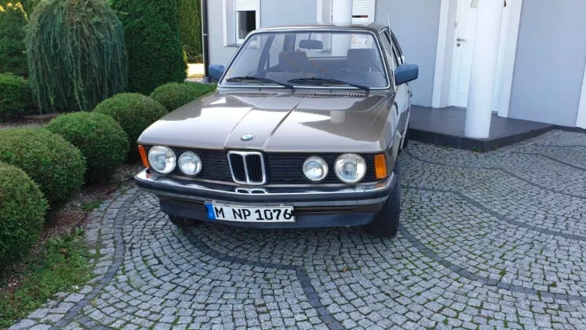 BMW Seria 3 E21 318i 1982 - zdjęcie dodatkowe nr 3