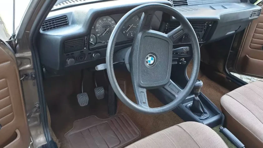 BMW Seria 3 E21 318i 1982 - zdjęcie dodatkowe nr 9