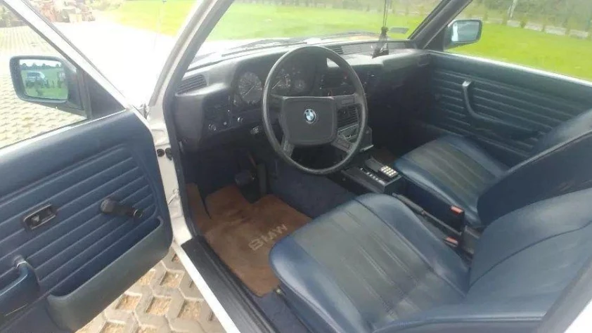 BMW Seria 3 E21 320i 1982 - zdjęcie dodatkowe nr 5