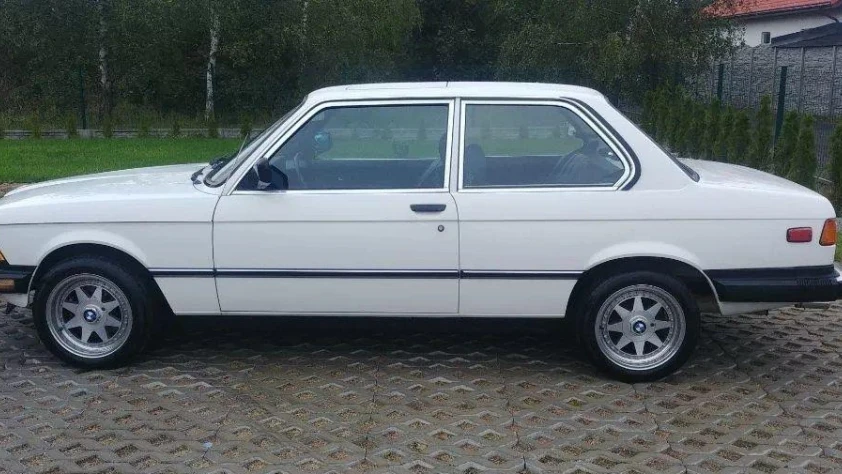 BMW Seria 3 E21 320i 1982 - zdjęcie dodatkowe nr 13