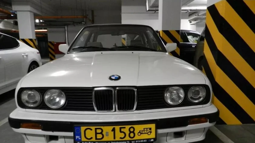 BMW Seria 3 E30 316i 1990 - zdjęcie dodatkowe nr 2