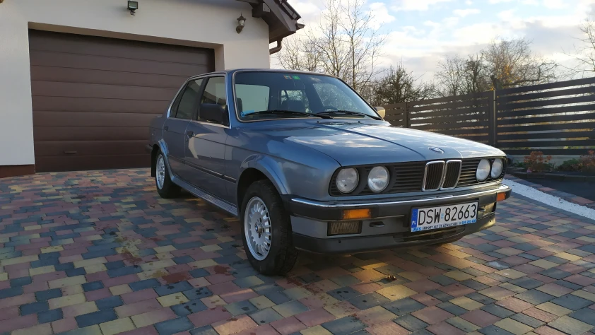 BMW Seria 3 E30 325ix 1987 - zdjęcie dodatkowe nr 1