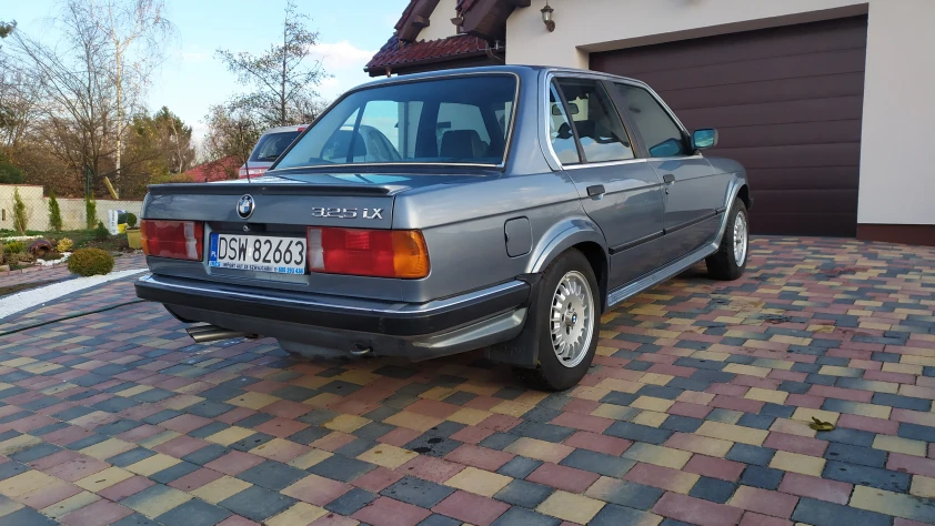 BMW Seria 3 E30 325ix 1987 - zdjęcie dodatkowe nr 2