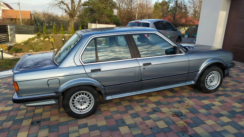 BMW Seria 3 E30 325ix 1987 - zdjęcie dodatkowe nr 9