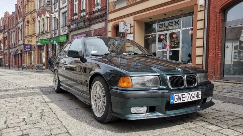 BMW Seria 3 E36 318iS 1995 - zdjęcie główne