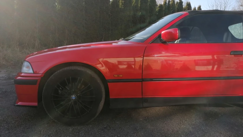 BMW Seria 3 e36 320i cabrio 1997 - zdjęcie dodatkowe nr 1