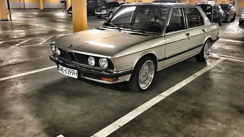 BMW Seria 5 E28 525  1986 - zdjęcie dodatkowe nr 1