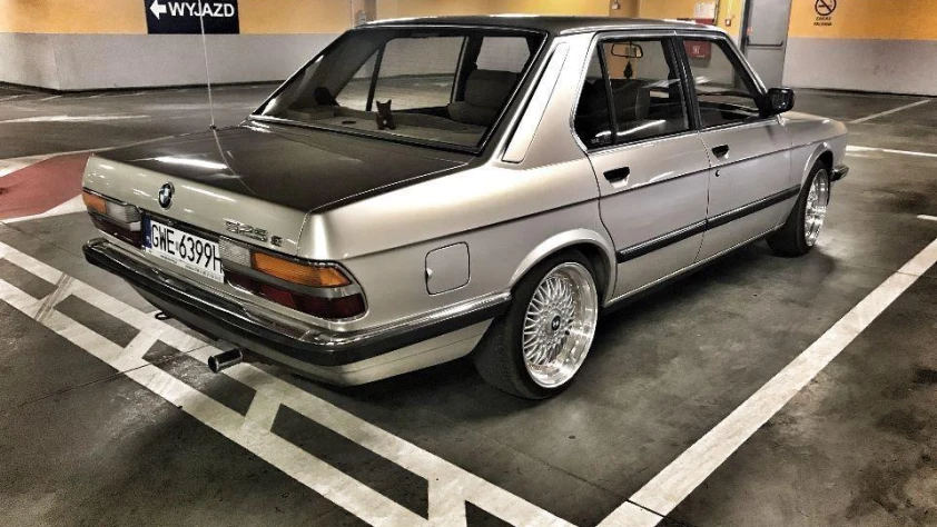 BMW Seria 5 E28 525  1986 - zdjęcie dodatkowe nr 4