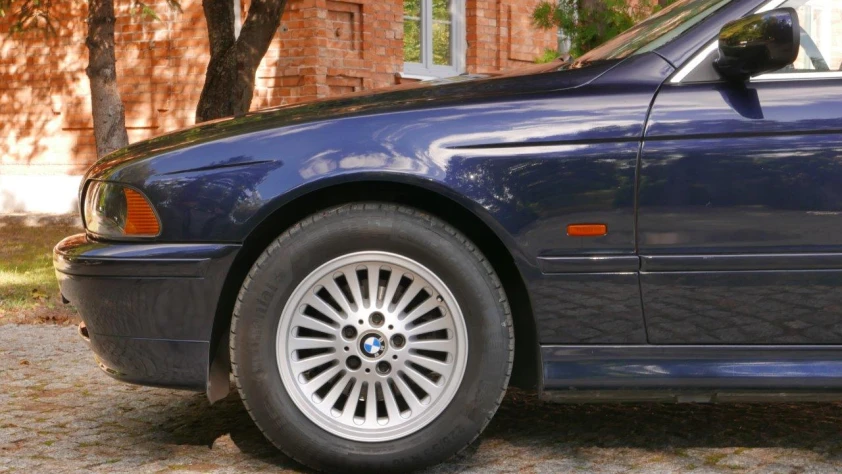 BMW Seria 5 E39 525i 2001 - zdjęcie dodatkowe nr 11