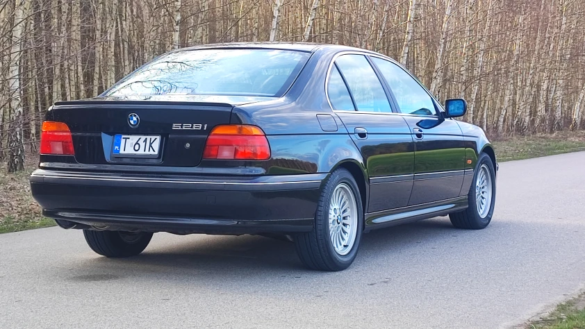 BMW Seria 5 528i 1996 - zdjęcie dodatkowe nr 3