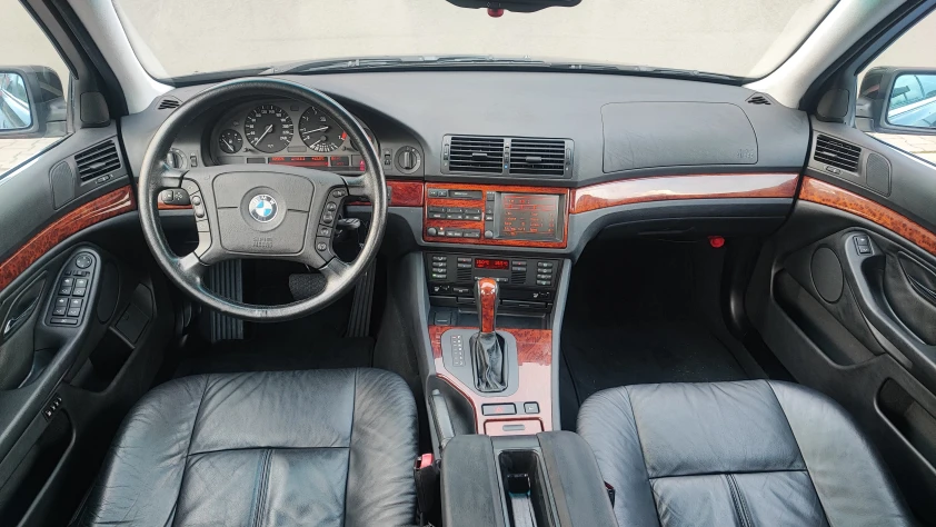 BMW Seria 5 528i 1996 - zdjęcie dodatkowe nr 4