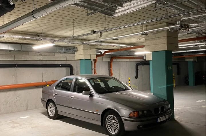 BMW Seria 5 528iA 1996 - zdjęcie dodatkowe nr 1