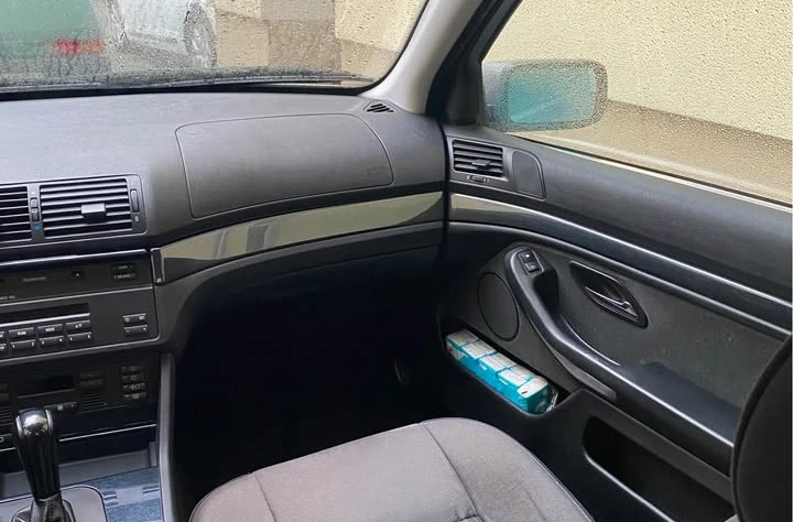 BMW Seria 5 528iA 1996 - zdjęcie dodatkowe nr 7