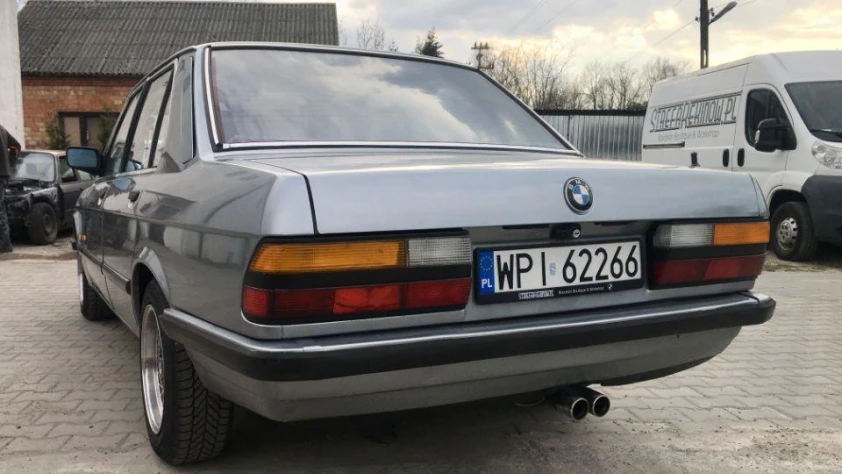 BMW Seria 5 E28 535i  1986 - zdjęcie dodatkowe nr 6