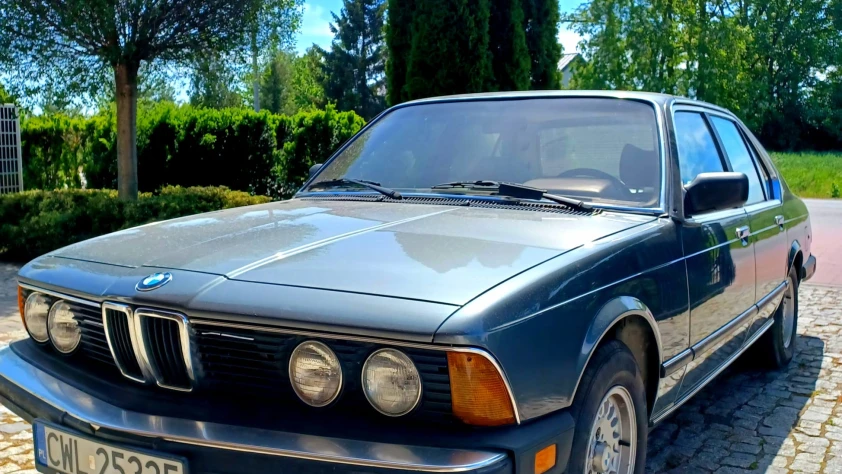 BMW Seria 7 1984 - zdjęcie dodatkowe nr 1