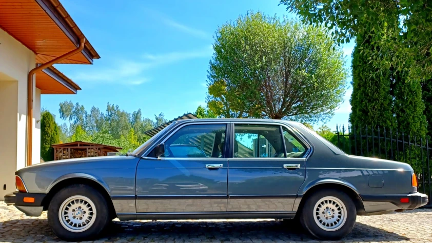 BMW Seria 7 1984 - zdjęcie dodatkowe nr 7