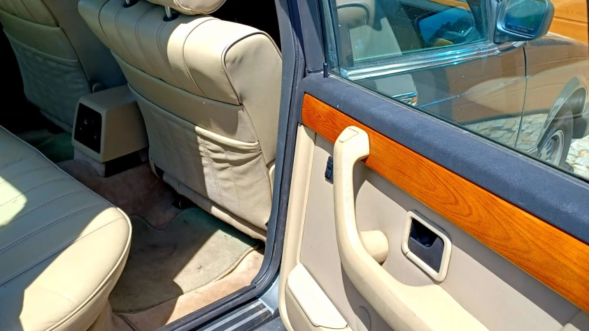 BMW Seria 7 1984 - zdjęcie dodatkowe nr 13