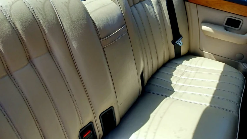 BMW Seria 7 1984 - zdjęcie dodatkowe nr 14