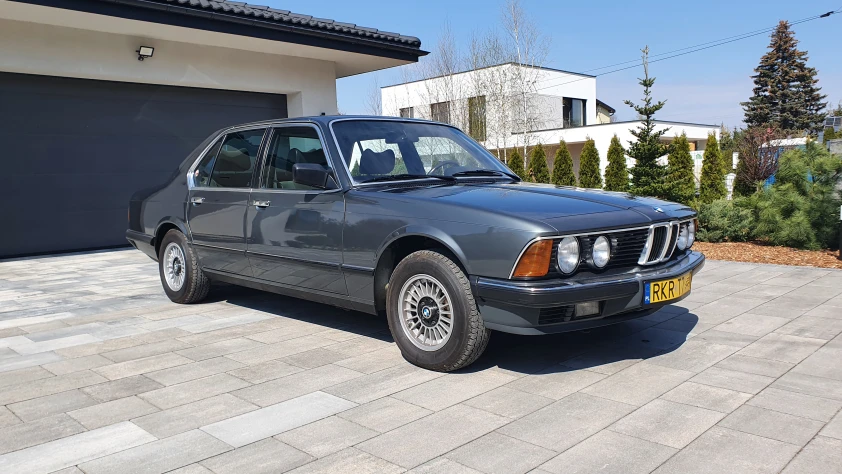 BMW Seria 7 1985 - zdjęcie dodatkowe nr 1