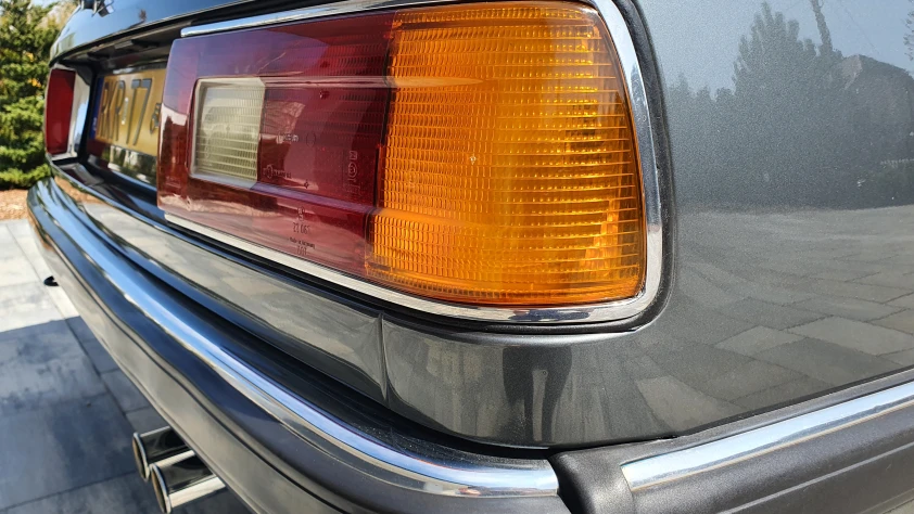 BMW Seria 7 1985 - zdjęcie dodatkowe nr 13