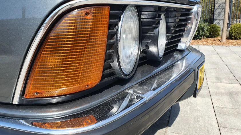 BMW Seria 7 1985 - zdjęcie dodatkowe nr 19
