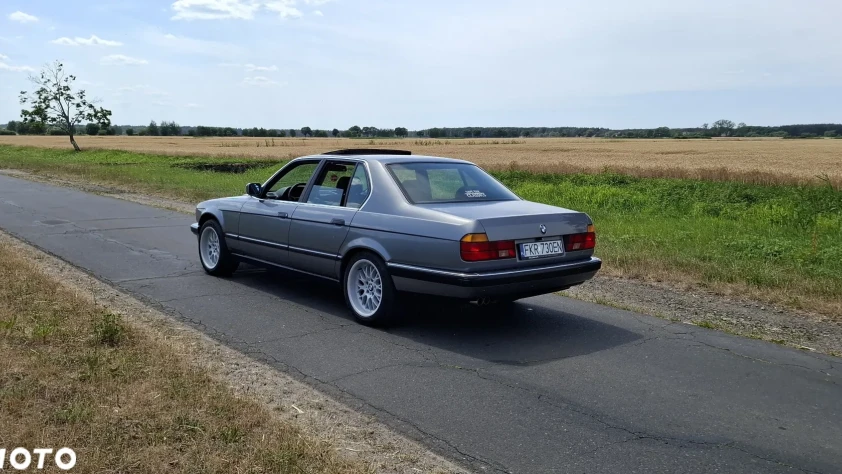BMW Seria 7 730i 1991 - zdjęcie dodatkowe nr 4