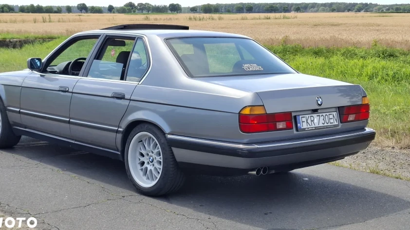 BMW Seria 7 730i 1991 - zdjęcie dodatkowe nr 8