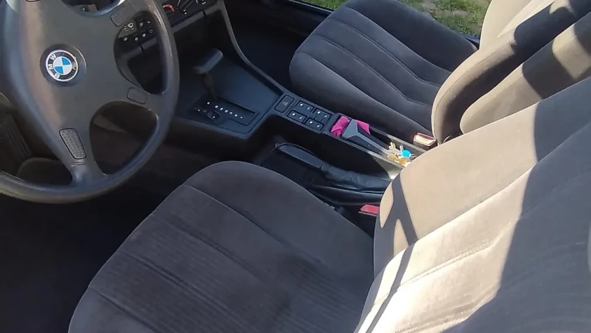 BMW Seria 7 730i 1991 - zdjęcie dodatkowe nr 20