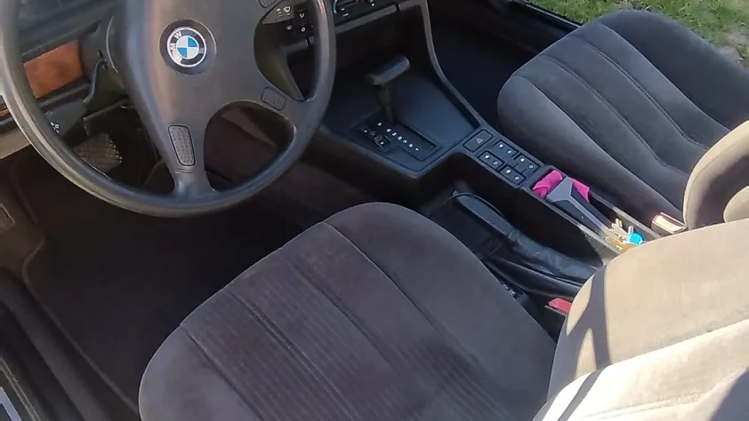 BMW Seria 7 730i 1991 - zdjęcie dodatkowe nr 21