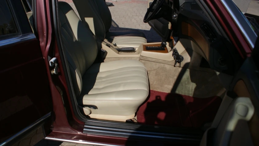 BMW Seria 7 735 1985 - zdjęcie dodatkowe nr 22