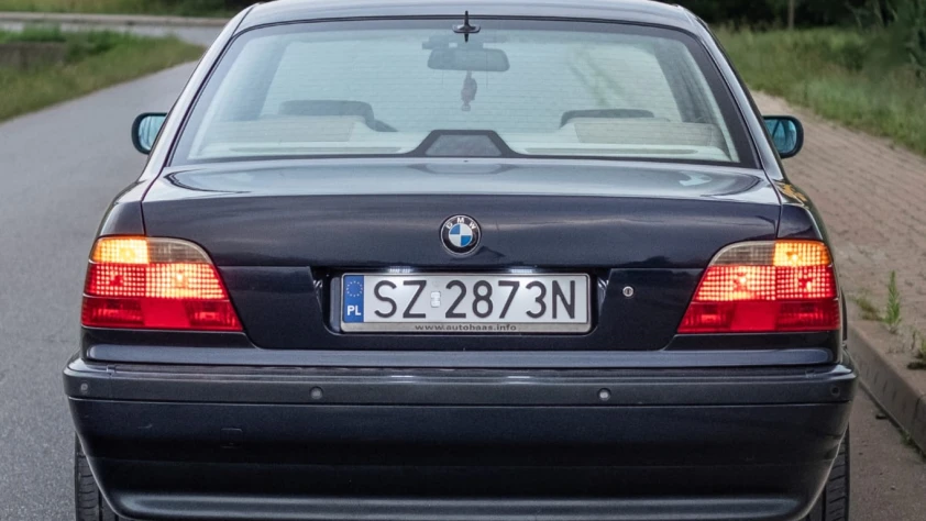 BMW Seria 7 735iA 1996 - zdjęcie dodatkowe nr 14