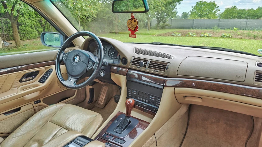 BMW Seria 7 735iA 1996 - zdjęcie dodatkowe nr 15