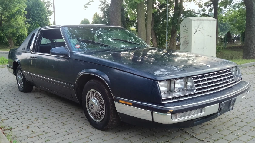 Buick LeSabre 1986 - zdjęcie główne