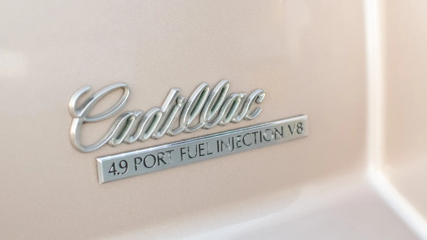 Cadillac Fleetwood Sixty Special 1991 - zdjęcie dodatkowe nr 17