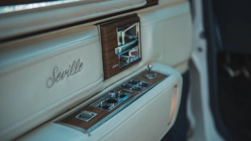 Cadillac Seville 1984 - zdjęcie dodatkowe nr 16